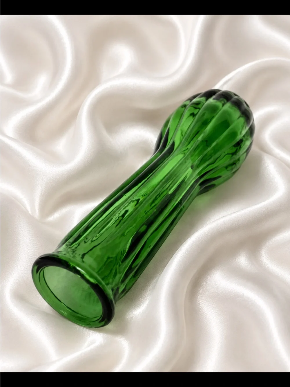 Emerald Green 
